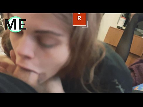 ❤️ Хуй в горле, рваные колготки и рваные пятки приятно познакомиться ☑ Порно фб на сайте hentaidude.ru ❌❤